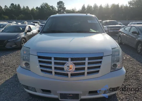 2007 Cadillac Escalade из США, поврежденный, VIN 1GYEC638X7R415358
